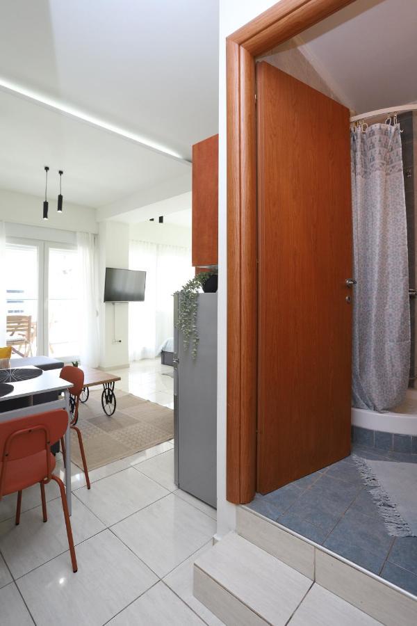 Ladadika Terraza Apt #1 Tesalonika Bagian luar foto